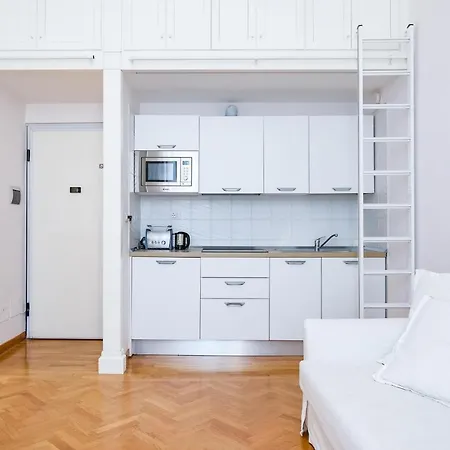 Mecenate Colosseum Apartamento